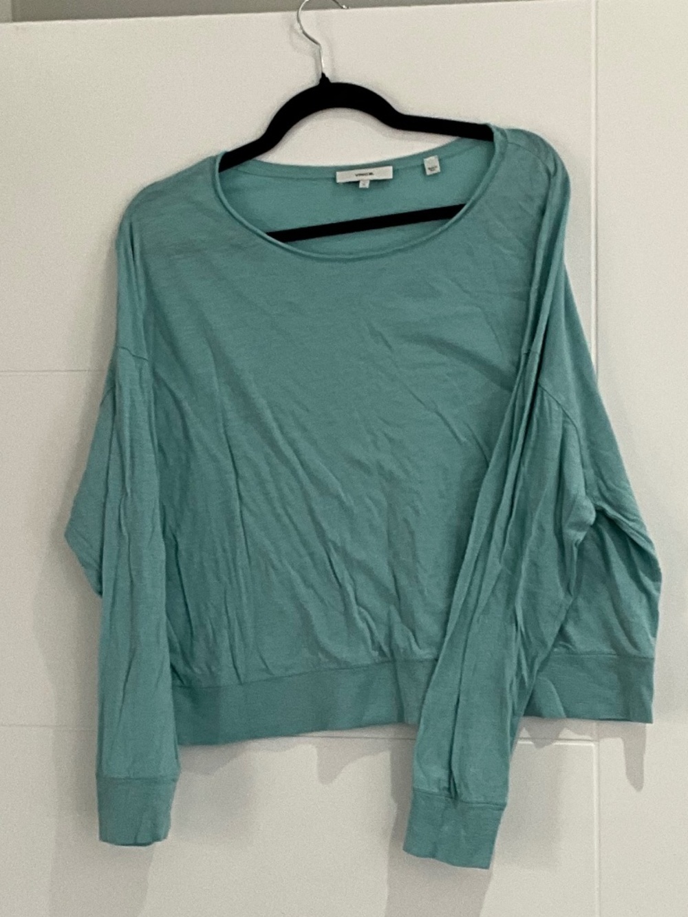 VINCE Boat Neck Long Sleeve - Teal Blue in size Large